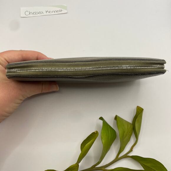 Celine Large Zip Around Wallet Multifuction Grained Calfskin Gray - Picture 4 of 16